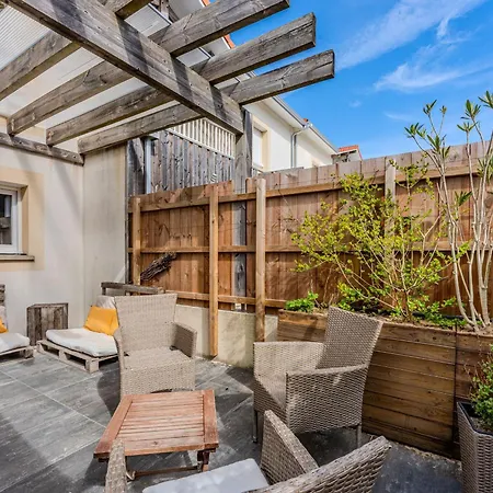 Maison Spacieuse A Biscarrosse-plage Pres De L'ocean - Fr-1-521-251 * Biscarrosse