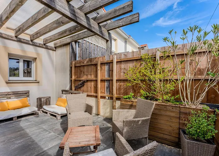 Maison Spacieuse A Biscarrosse-plage Pres De L'ocean - Fr-1-521-251 * Biscarrosse